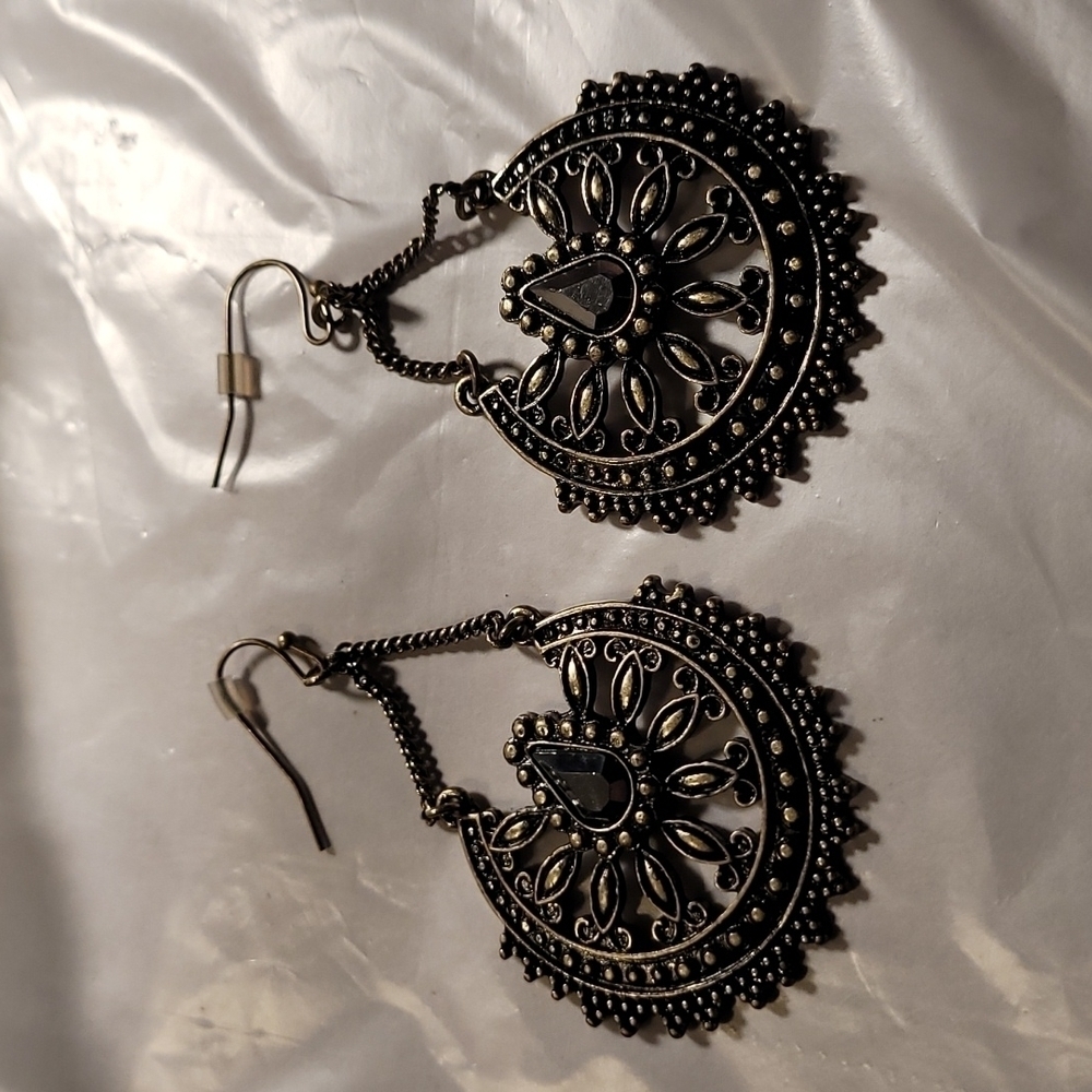 Avon Infinite Stars Earrings NWT - Picture 2 of 7